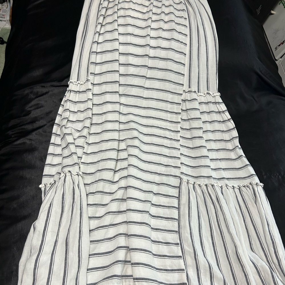 Splendid - White long dress with black stripes (small)